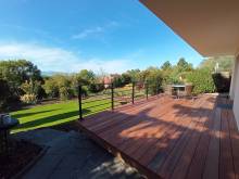 Notre zone d'activité pour ce service Commander du mobilier de jardin sur mesure en bois massif pour un aménagement extérieur élégant à